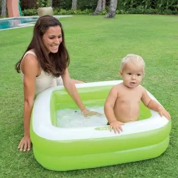 piscina hinchable para niño pequeño