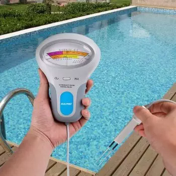 medición del PH en piscina