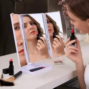 espejo de maquillaje triptico con luz